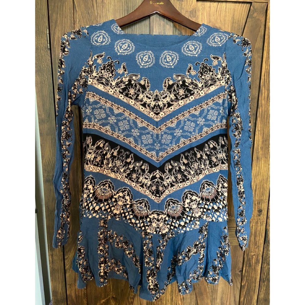 XS Free People L/S Tunic